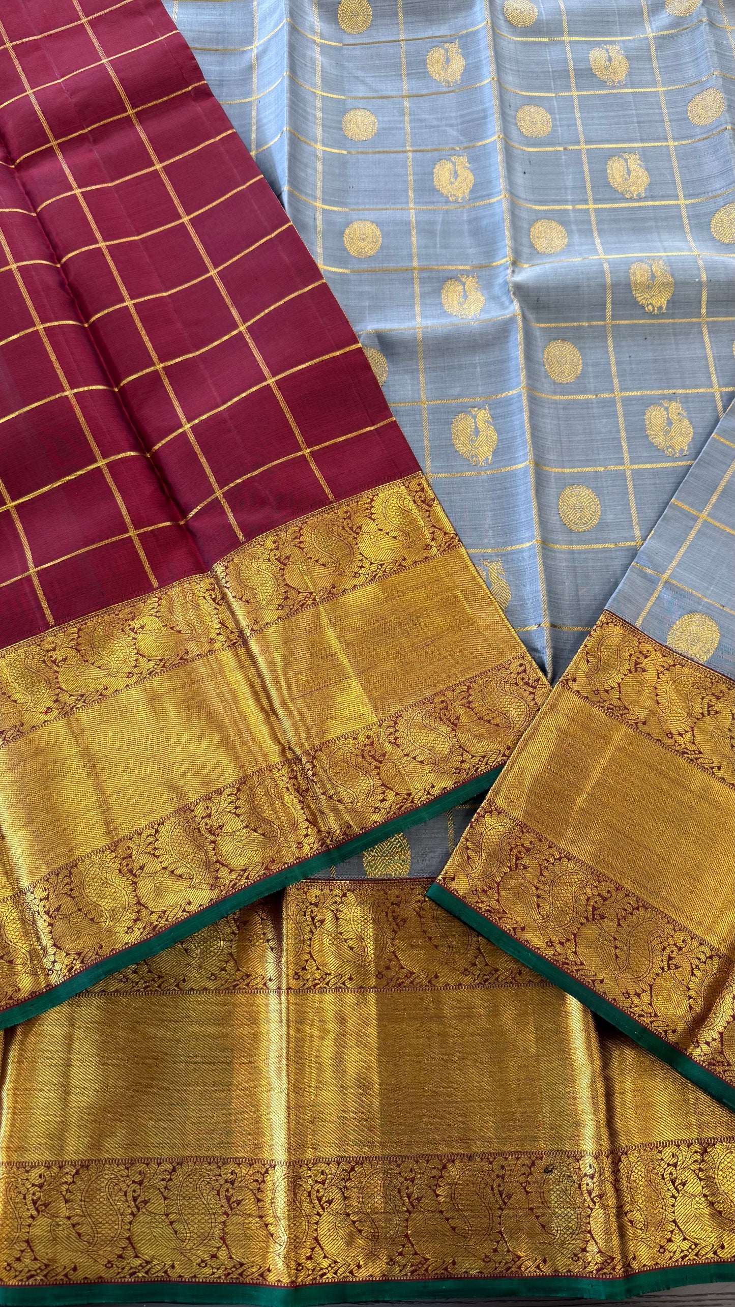 GREY CHECKED WITH CONTRAST MAROON GOLD ZARI HANDLOOM KANICHIPURAM SILK SAREE (KSS170)