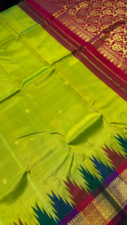 PARROT GREEN WITH CONTRAST PINK AND PURPLE BORDER PURE HANDLOOM KANCHIPURAM SINGLE SIDE BORDER SILK SAREE (KSSB33)