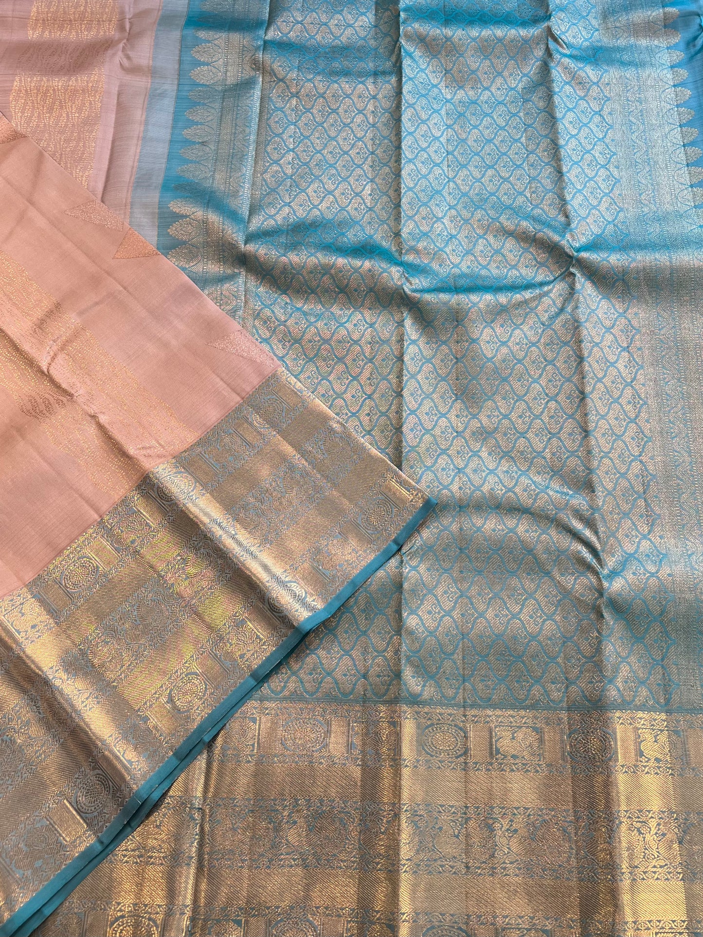 BLANCHED ALMOND PURE KANCHIPURAM HANDLOOM SILK SAREE