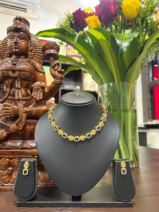 Inika Short Necklace Jewellery Set