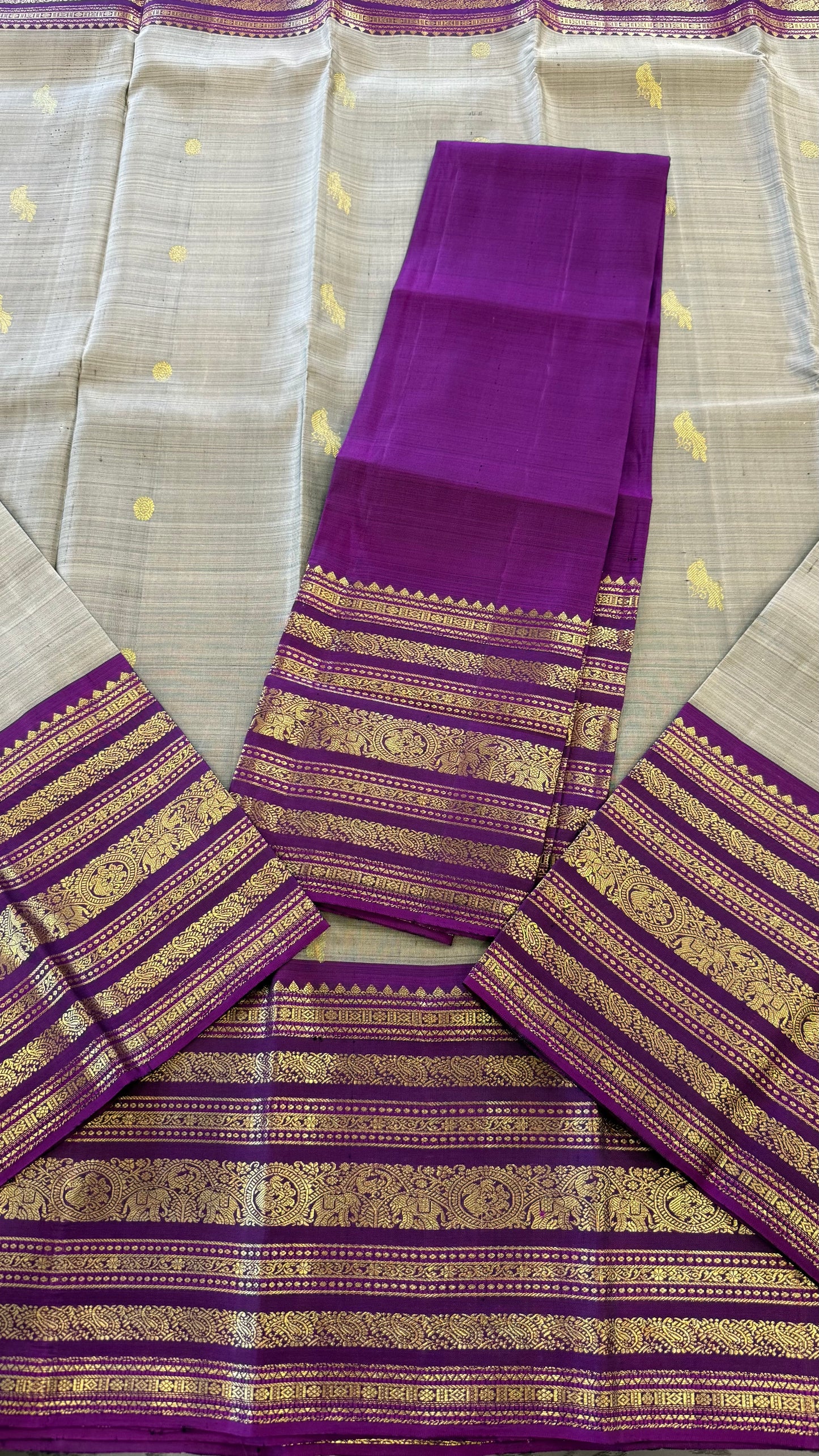 DUAL TONE TAUPRE GREY WITH CONTRAST PURPLE GOLD ZARI HANDLOOM KANICHIPURAM SILK SAREE (KSS211)