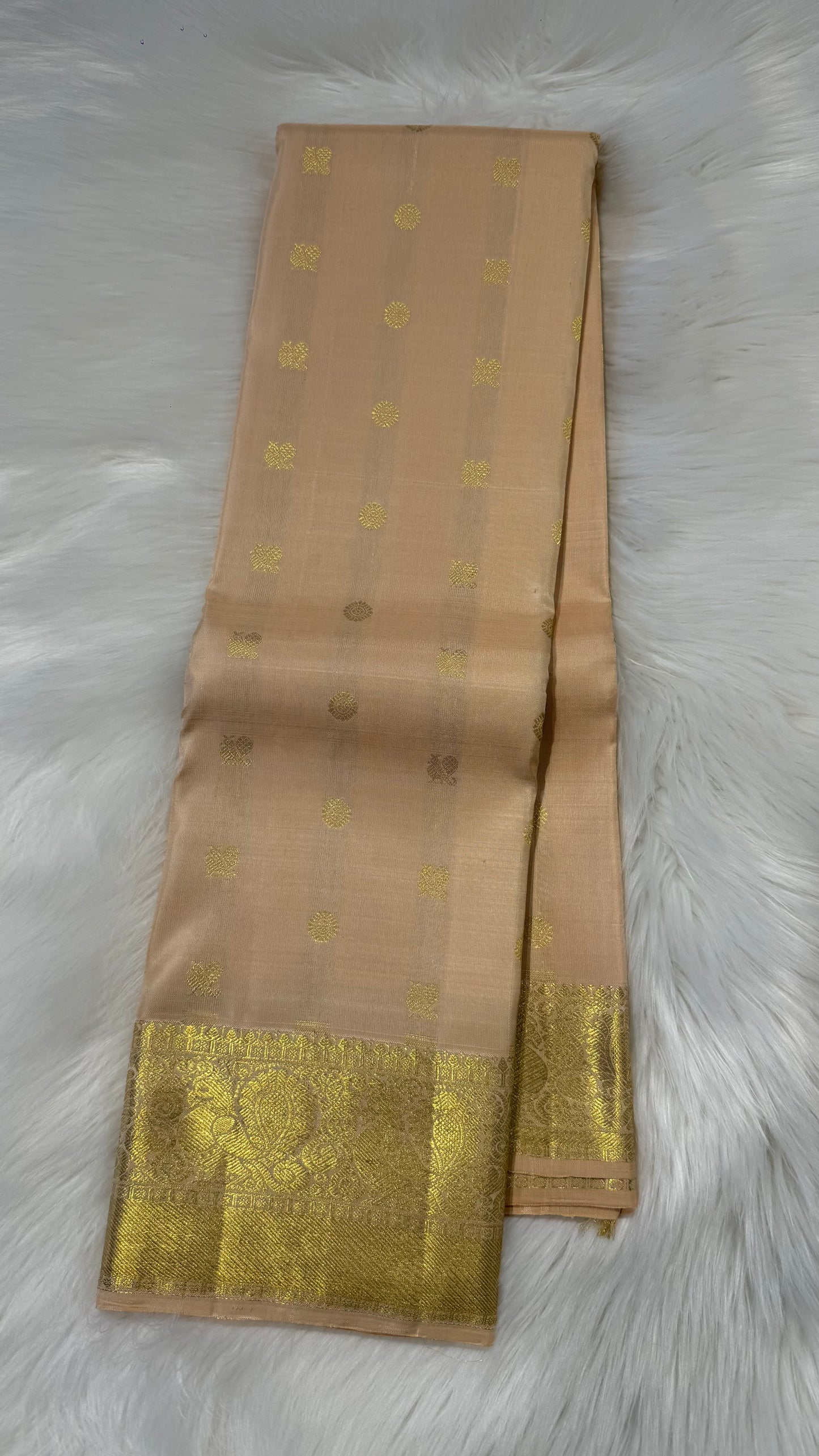 INTRICATE GOLD HANDLOOM KANCHIPURAM SILK SAREE (KSS 523)