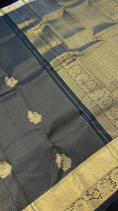 GREEN CHECKED GOLD ZARI HANDLOOM KANICHIPURAM SILK SAREE (KSS421)