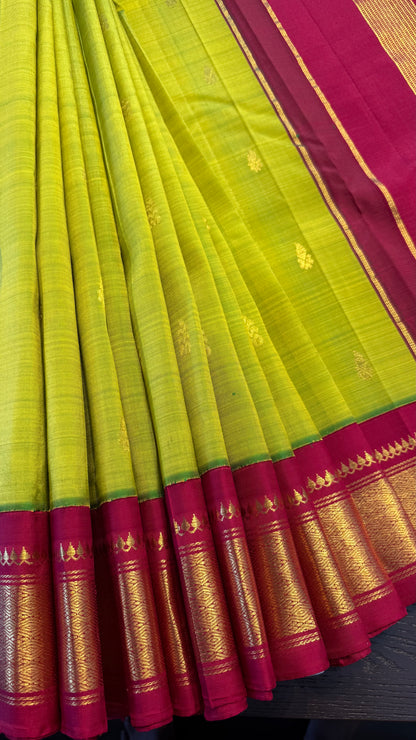 PARROT GREEN WITH CONTRAST RED PURE HANDLOOM KANCHIPURAM SINGLE SIDE BORDER SILK SAREE (KSSB14)