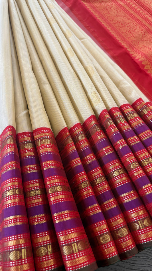GOLD KORVAI CONTRAST RED BORDER GOLD ZARI HANDLOOM KANICHIPURAM SILK SAREE (KSS62)