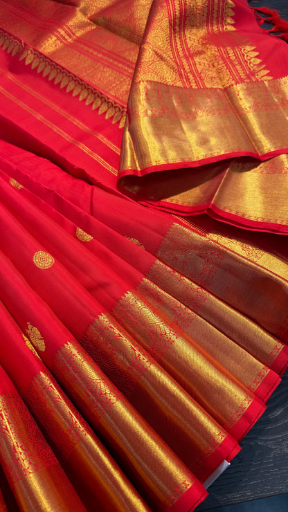 CHILLI RED GOLD ZARI HANDLOOM KANICHIPURAM SILK SAREE (KSS123)