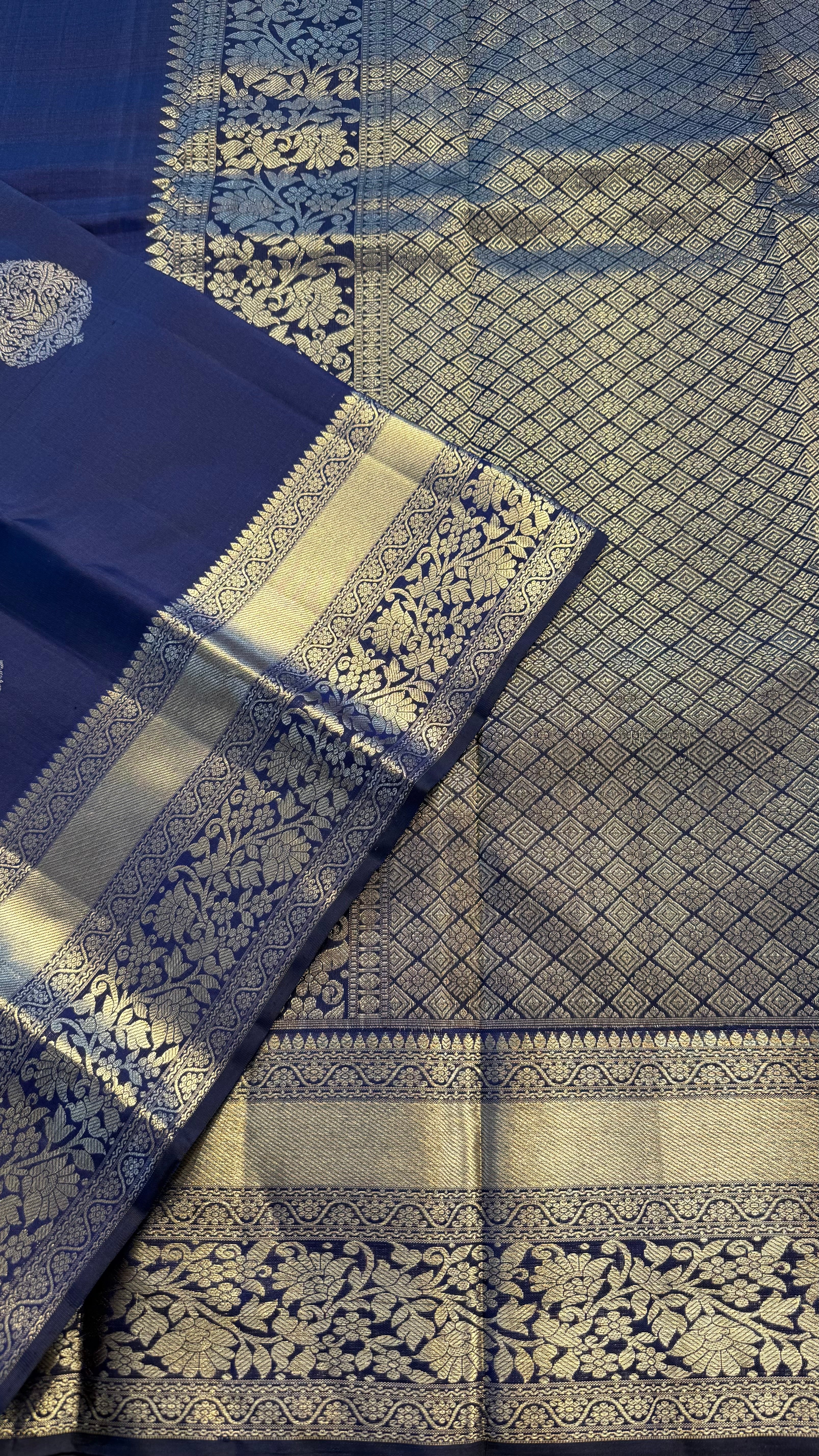 NAVY BLUE GOLD ZARI HANDLOOM KANCHIPURAM SILK SAREE (KSS347
