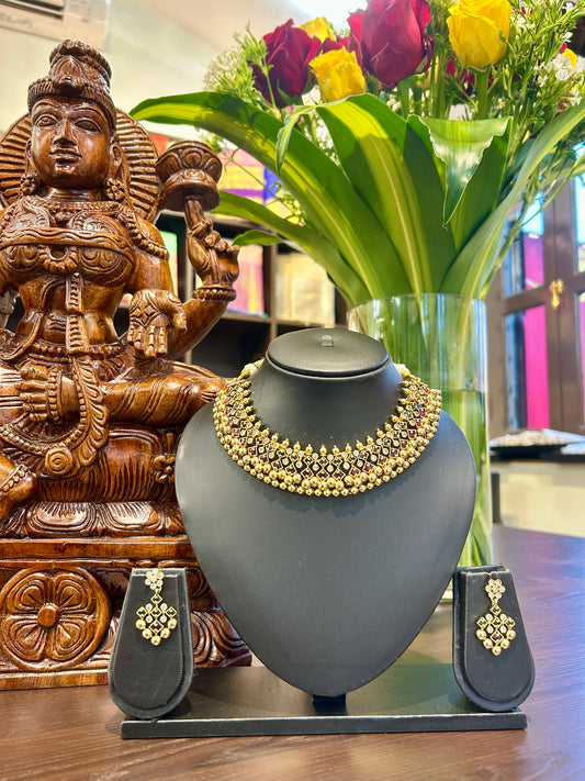 Charita Short Necklace Jewellery Set