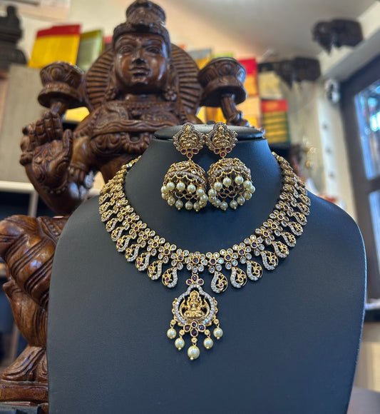 Ananya Short Chocker Set