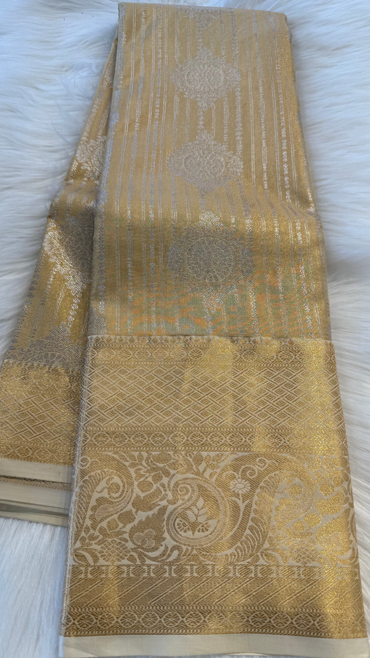 PALE GOLD SEMI SILK KANICHIPURAM SILK SAREE (SSKS18)