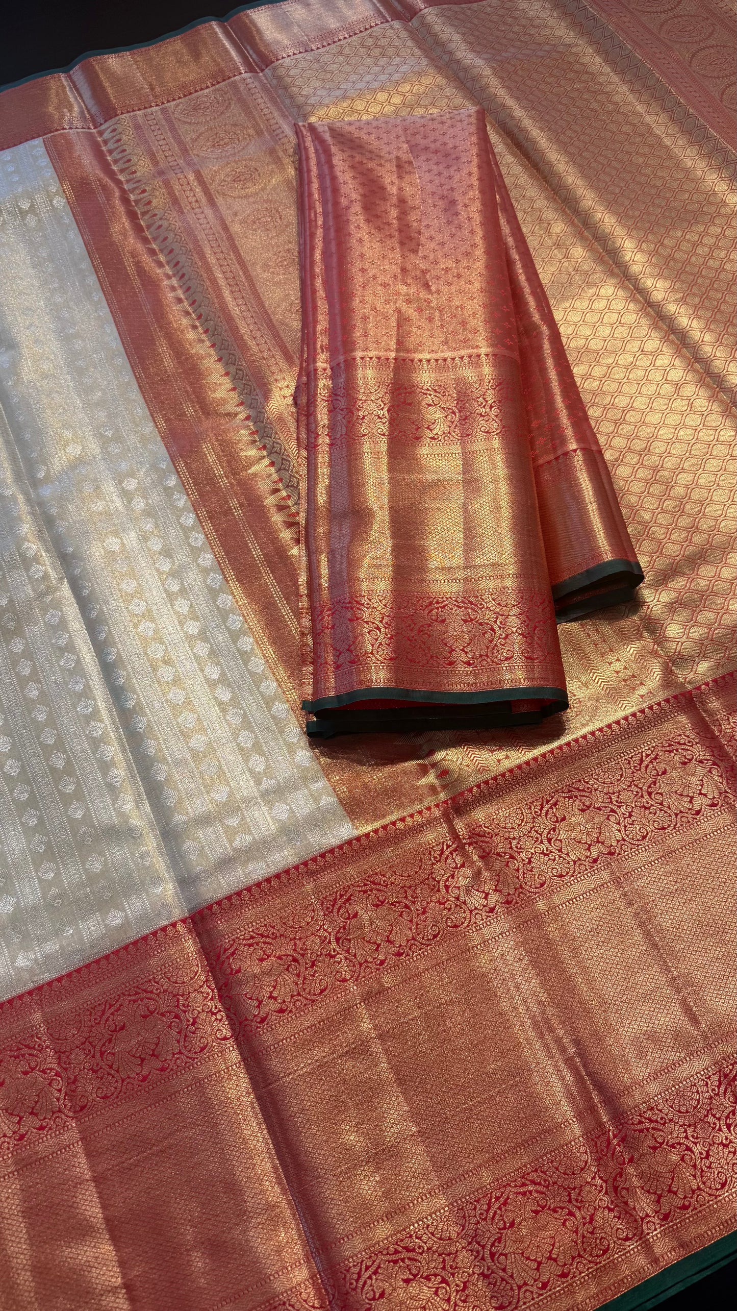 GOLD WITH CONTRAST RED SEMI SILK KANCHIPURAM SILK SAREE (SSKS67)