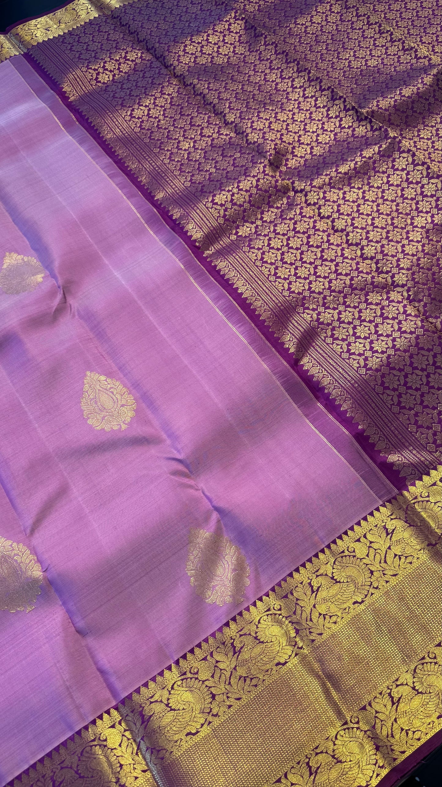 PASTEL LAVENDER WITH CONTRAST VADAMALLI PURPLE GOLD ZARI HANDLOOM KANCHIPURAM SILK SAREE (KSS380)
