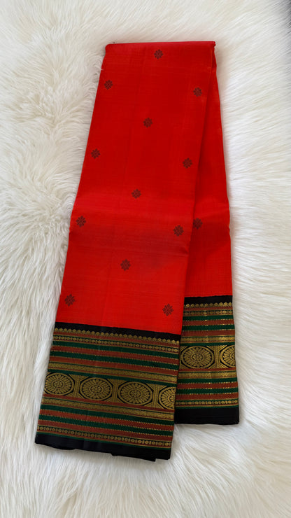 RED ORANGE WITH CONTRAST BLACK GOLD ZARI HANDLOOM KANICHIPURAM SILK SAREE (KSS140)