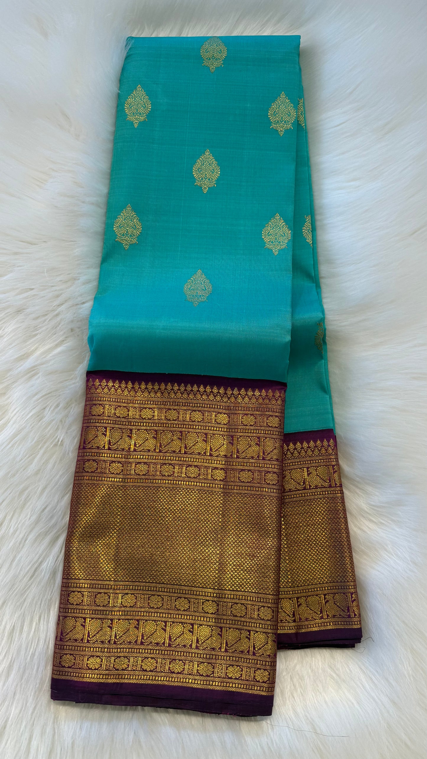 BRIGHT TEAL WITH CONTRAST PURPLE GOLD ZARI HANDLOOM KANCHIPURAM SILK SAREE (KSS483)