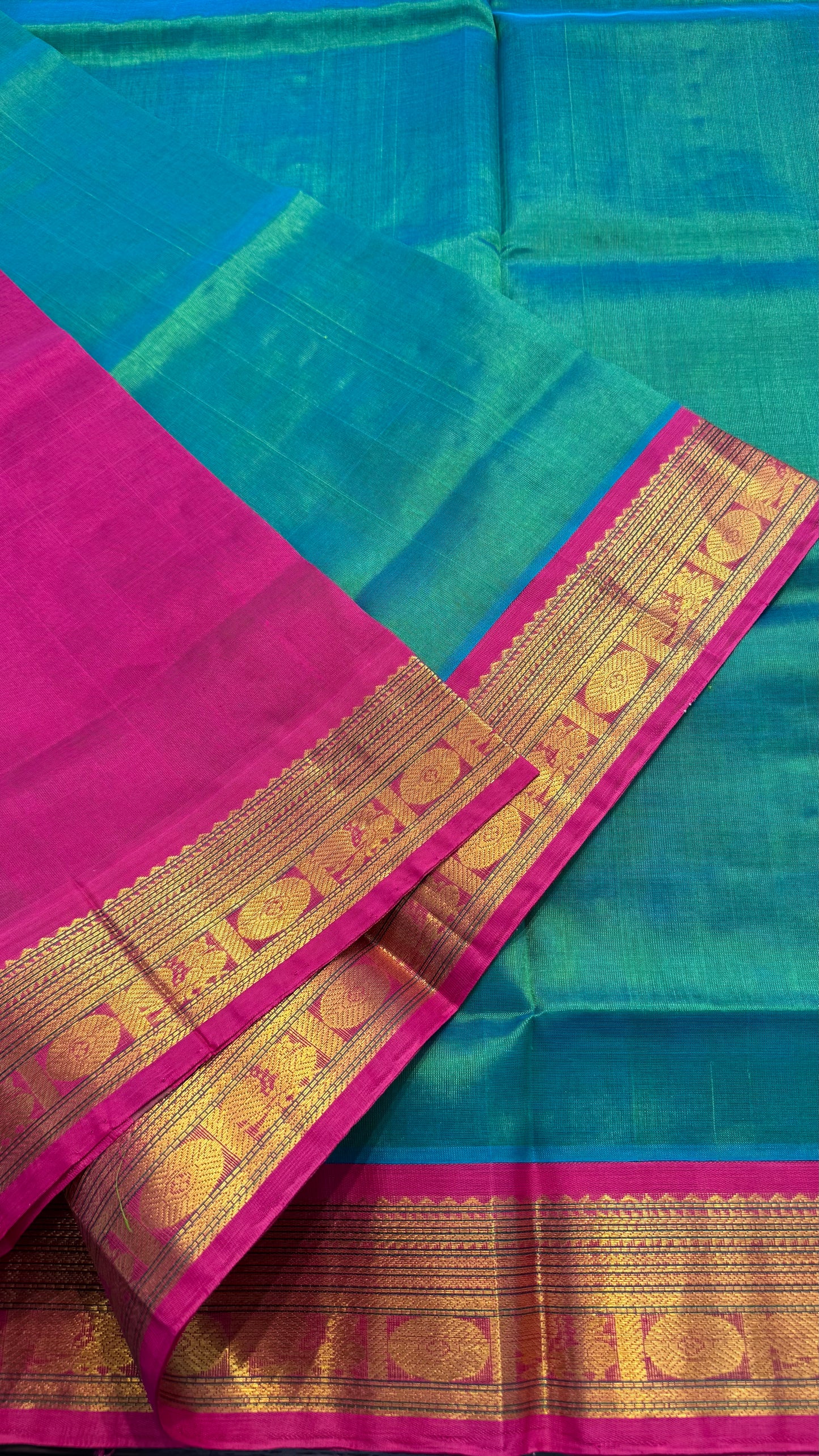 PEACOCK GREEN WITH CONTRAST HOT PINK KANCHIPURAM SILK COTTON (KSC17)