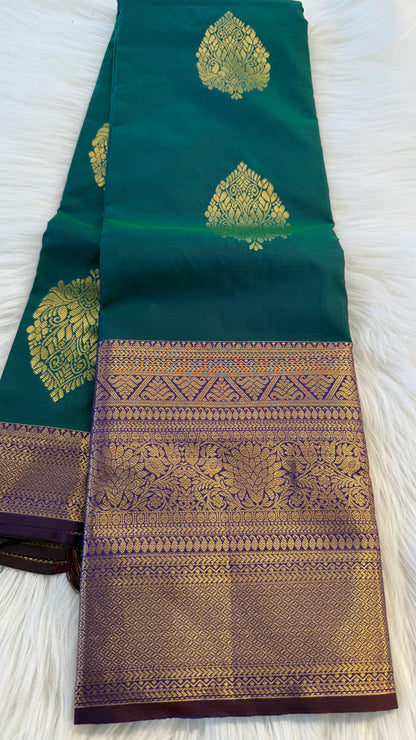 PEACOCK GREEN WITH CONTRAST PURPLE SILK KANICHIPURAM SILK SAREE (SSKS50)