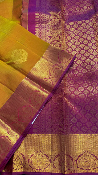 DUAL TONE OLIVE YELLOW WITH CONTRAST PURPLE KANCHIPURAM HANDLOOM SILK SAREE (KSS426)