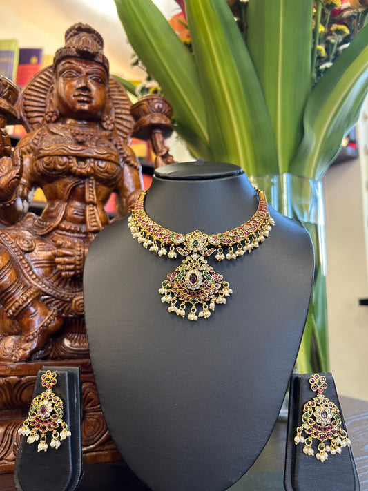 Jhansi Short Necklace
