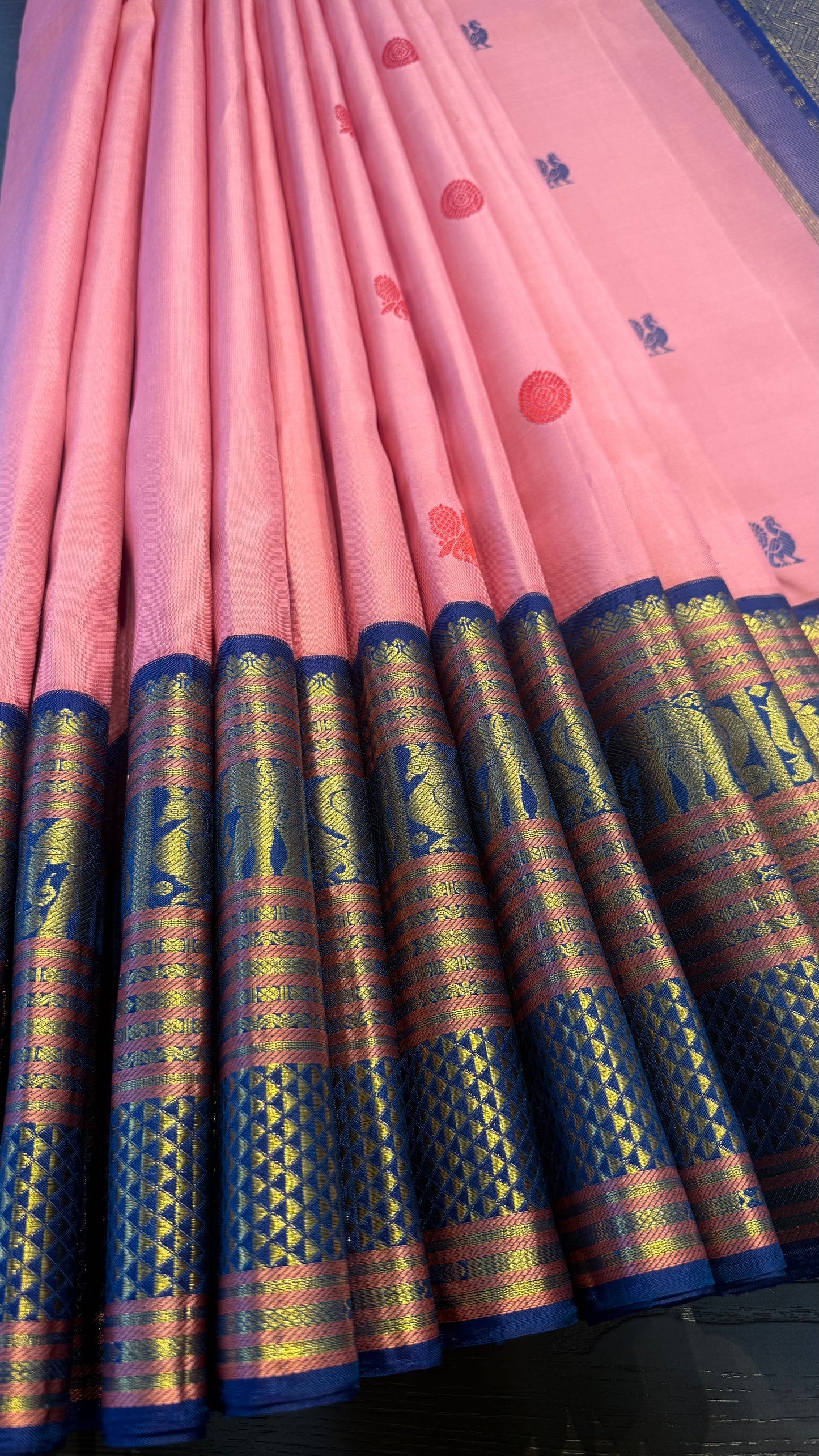 BRIGHT GUAVA PINK WITH CONTRAST BLUE GOLD ZARI HANDLOOM KANCHIPURAM SILK SAREE (KSS482)