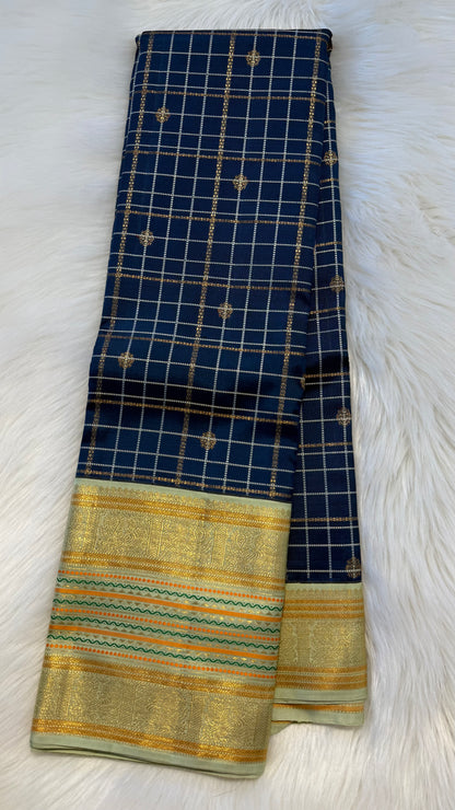 DARK ANTIQUE BLUE CHECKED WITH CONTRAST SAGE GREEN GOLD ZARI HANDLOOM KANCHIPURAM SILK SAREE (KSS284)