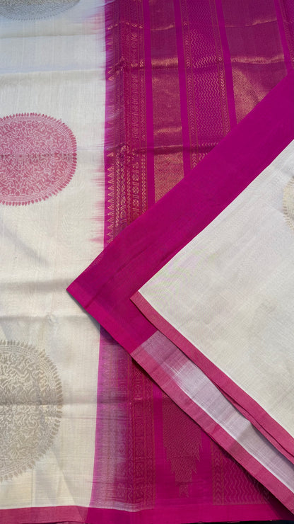 OFF WHITE WITH PINK HANDLOOM KANCHIPURAM SILK COTTON (KSC58)