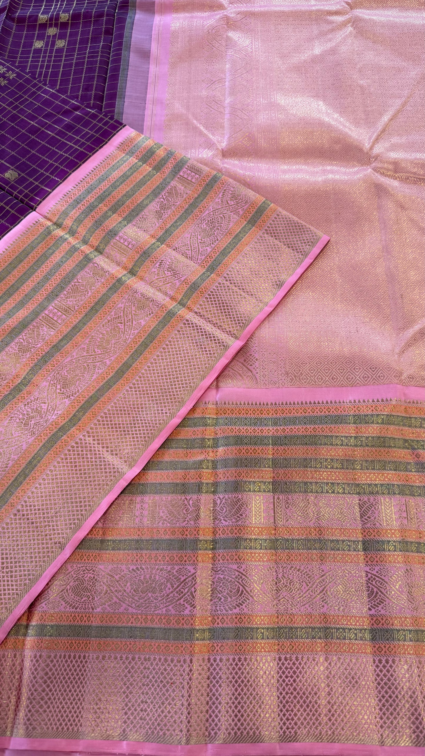 PLUM PURPLE CHECKED WITH CONTRAST PINK GOLD ZARI HANDLOOM KANICHIPURAM SILK SAREE (KSS282)