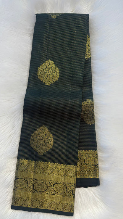VAIRA OOSI GREEN HANDLOOM KANCHIPURAM SILK SAREE (KSS427)