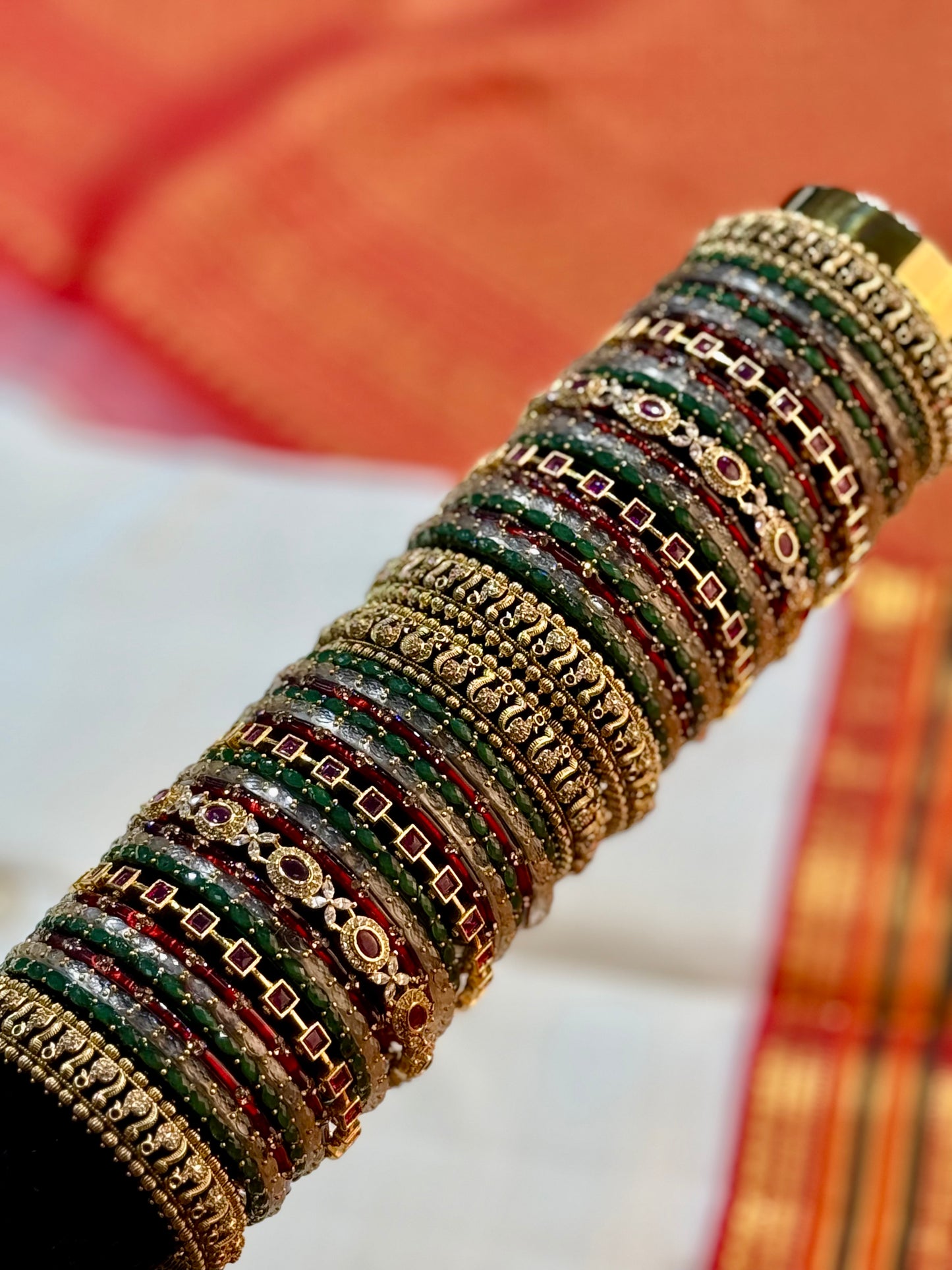CLASSIC WHITE & RED PURE KANCHIPURAM HANDLOOM SILK SAREE (KSS701)