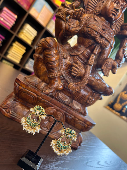 Gold Tone Kemp-Green-Pearl Lotus Bali Earring