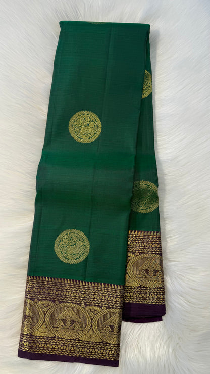 GREEN WITH CONTRATS PURPLE GOLD ZARI HANDLOOM KANCHIPURAM SILK SAREE (KSS438)