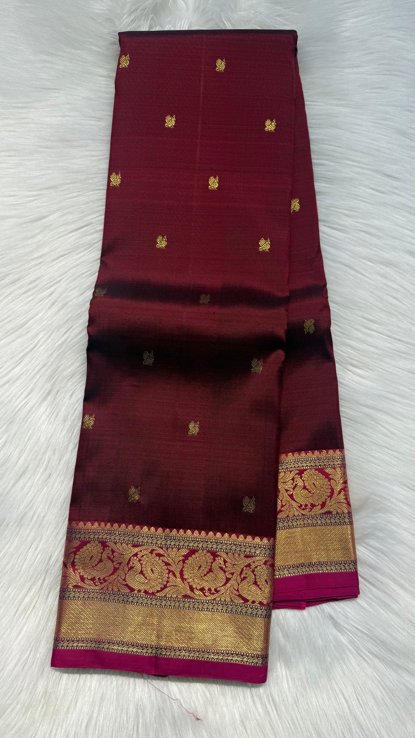 MAROON WITH CONTRAST PINK GOLD ZARI HANDLOOM KANICHIPURAM SILK SAREE (KSS345)