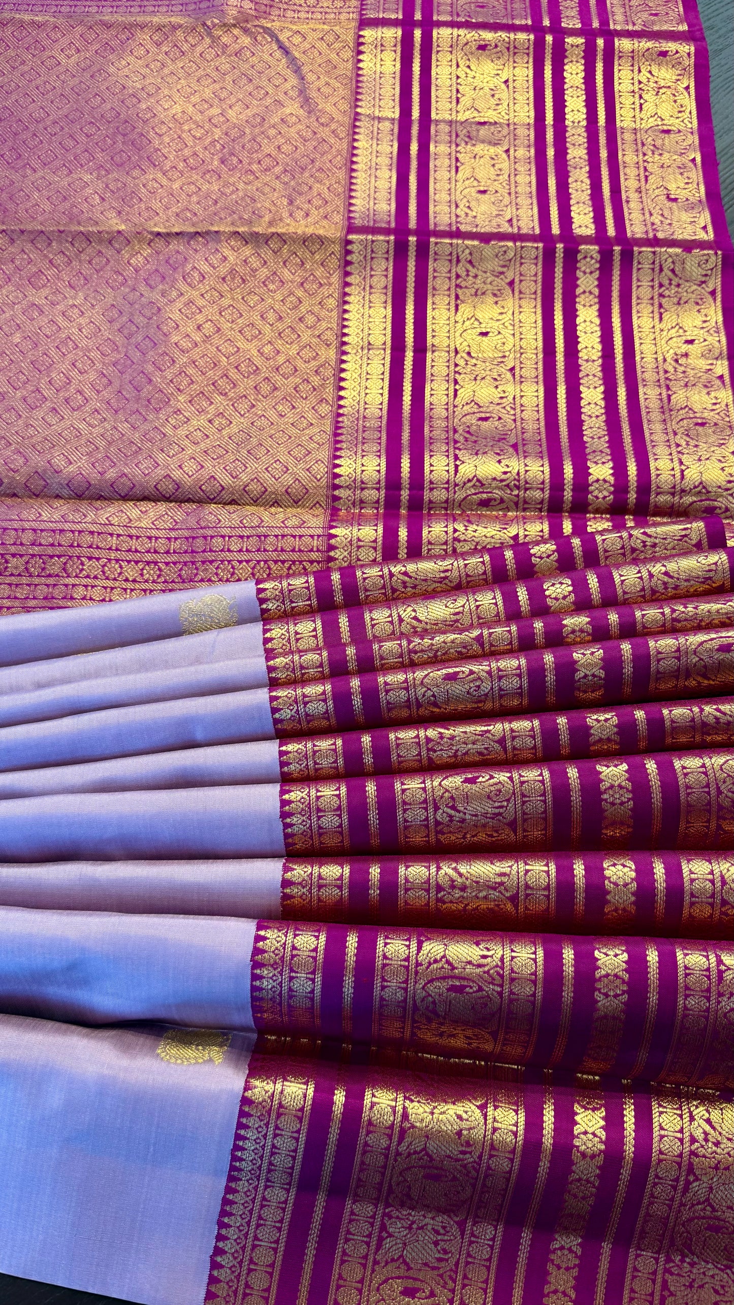 LIGHT MAUVE WITH CONTRAST MAGENTA PINK HANDLOOM KANICHIPURAM SILK SAREE (KSS14)