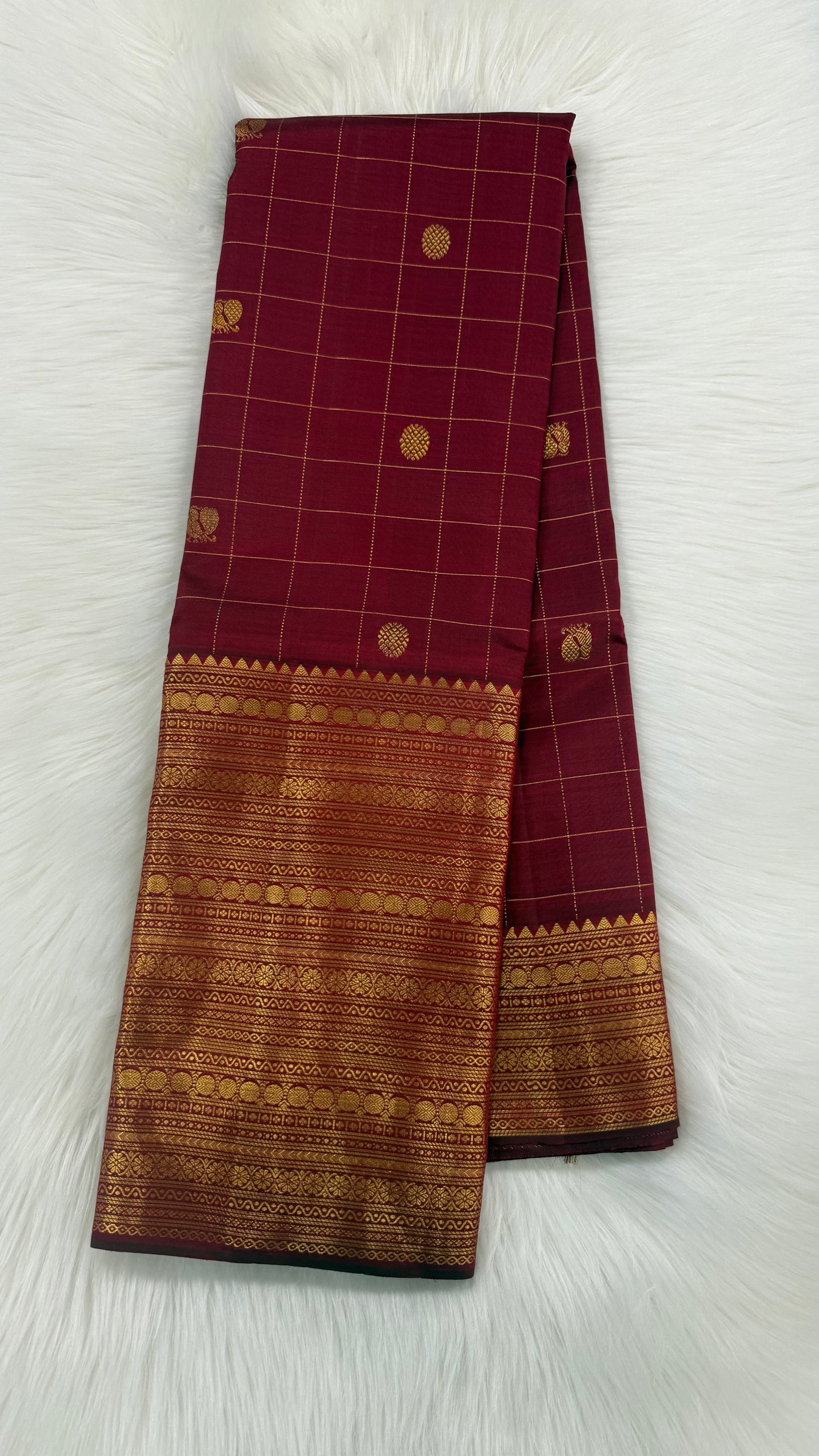 MAROON CHECKED GOLD ZARI HANDLOOM KANICHIPURAM SILK SAREE (KSS119)