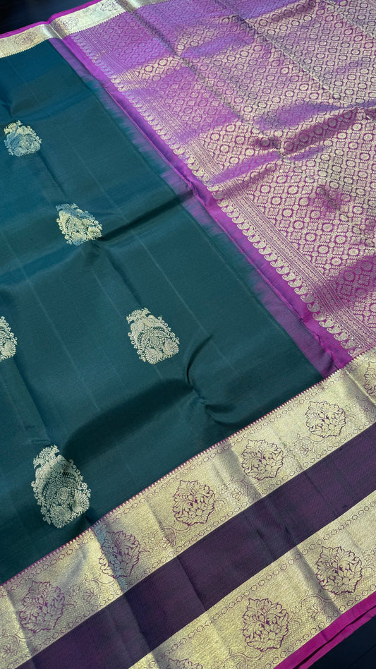 DARK GREEN WITH CONTRATS PURPLE GOLD ZARI HANDLOOM KANCHIPURAM SILK SAREE (KSS360)