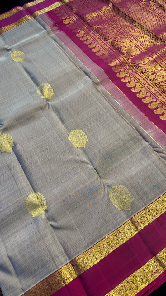 DUAL TONE TAUPRE GREY WITH CONTRAST MAGENTA GOLD ZARI HANDLOOM KANCHIPURAM SILK SAREE (KSS354)