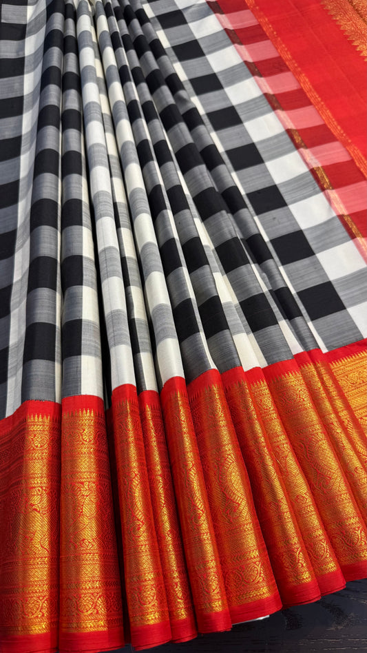 BLACK AND WHITE CHECKED WITH CONTRAST RED GOLD ZARI HANDLOOM KANICHIPURAM SILK SAREE (KSS289)
