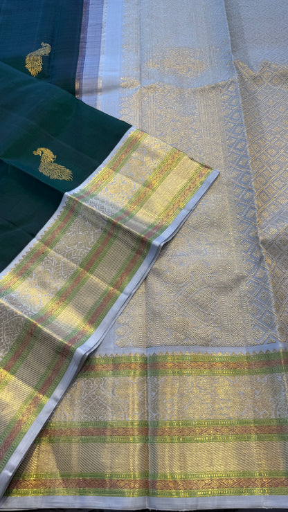 ROYAL GREEN WITH CONTRAST MINT CREAM GOLD ZARI HANDLOOM KANCHIPURAM SILK SAREE (KSS477)