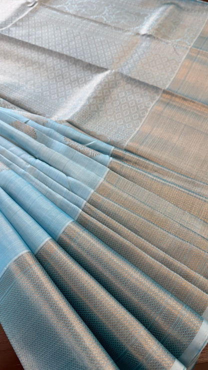 PASTEL BLUE ROSE GOLD ZARI HANDLOOM PURE KANICHIPURAM SILK SAREE (KSS220)