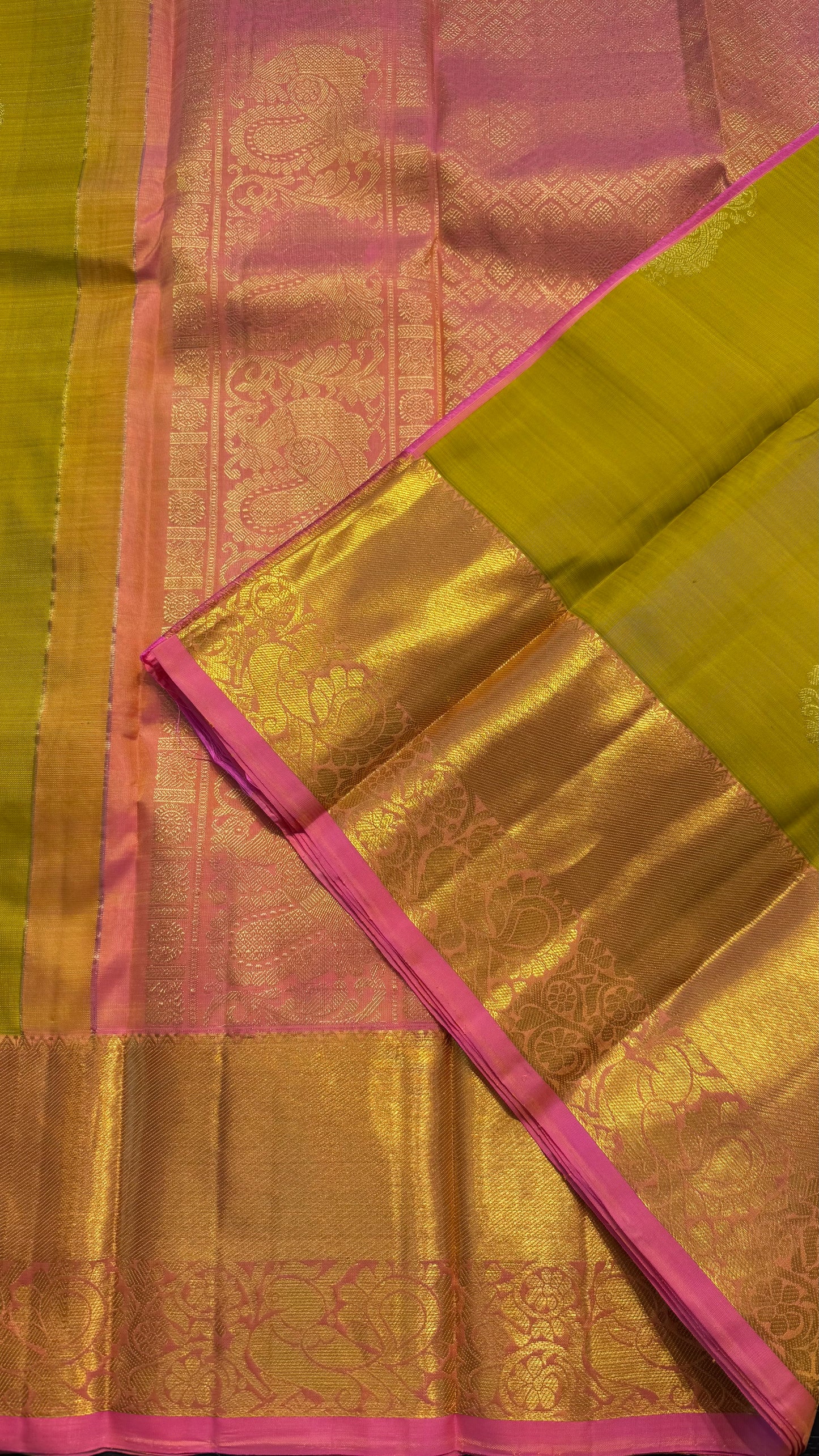 LIME YELLOW WITH CONTRAST SALMON PINK HANDLOOM KANCHIPURAM SILK SAREE (KSS396)