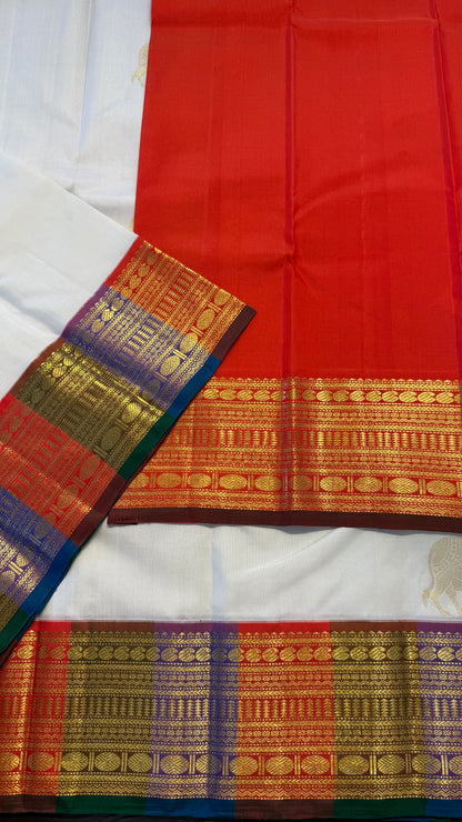 OFF WHITE WITH CONTRAST MULTICOLOR BORDER GOLD ZARI HANDLOOM KANCHIPURAM SILK SAREE (KSS301)
