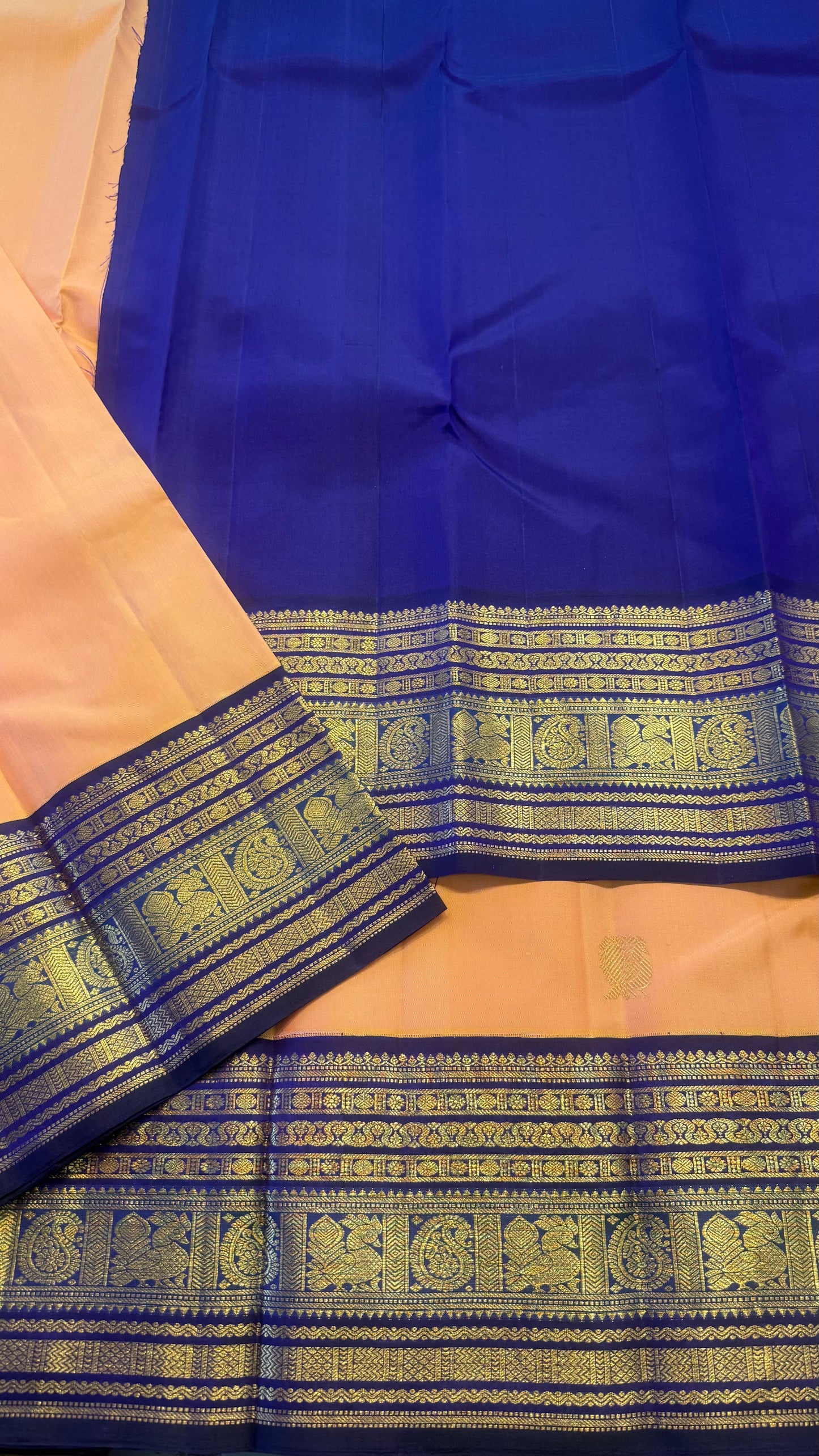 PEACH WITH CONTRAST PURPLE GOLD ZARI HANDLOOM KANCHIPURAM SILK SAREE (KSS464)