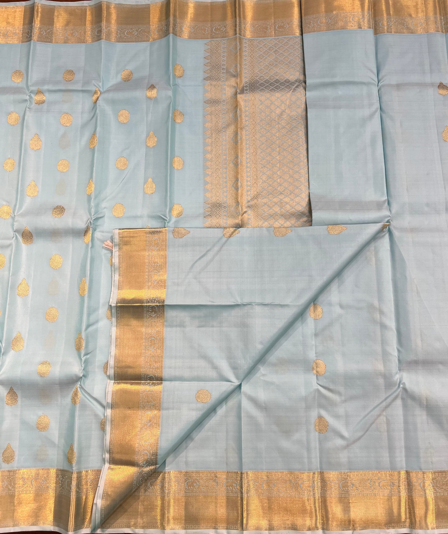 CELESTE BLUE KANCHIPURAM HANDLOOM SILK SAREE