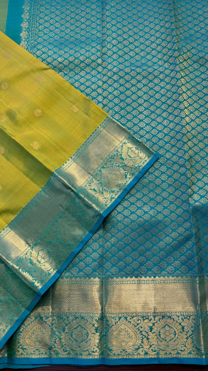 PARROT GREEN WITH TURQUOISE BLUE CONTRAST HANDLOOM KANCHIPURAM SILK SAREE (KSS405)