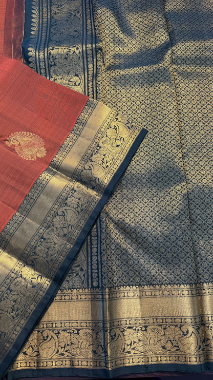 RUST WITH CONTRAST GREEN GOLD ZARI HANDLOOM KANCHIPURAM SILK SAREE (KSS366)
