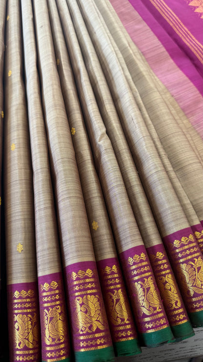 TAUPE GREY WITH CONTRAST PURPLE GOLD ZARI HANDLOOM KANICHIPURAM SILK SAREE (KSS199)