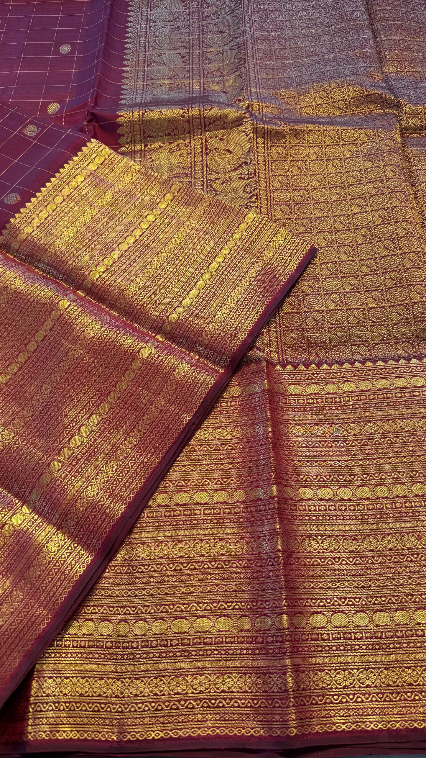 MAROON CHECKED GOLD ZARI HANDLOOM KANICHIPURAM SILK SAREE (KSS 503)