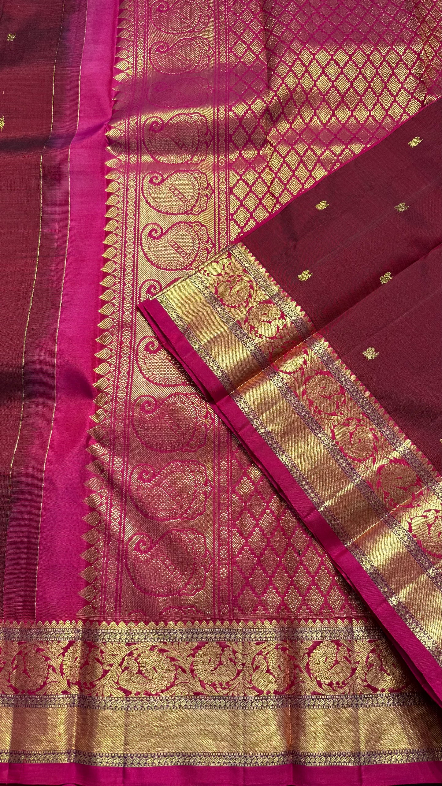 MAROON WITH CONTRAST PINK GOLD ZARI HANDLOOM KANICHIPURAM SILK SAREE (KSS345)