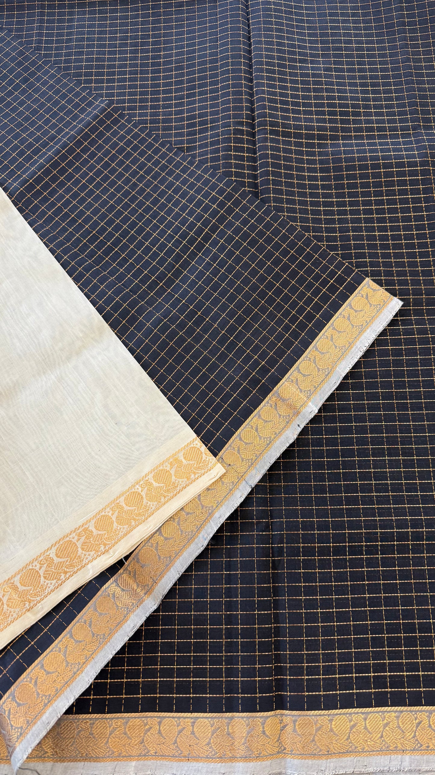 CHECKED BLACK WITH CREAM HANDLOOM KANCHIPURAM SILK COTTON (KSC25)