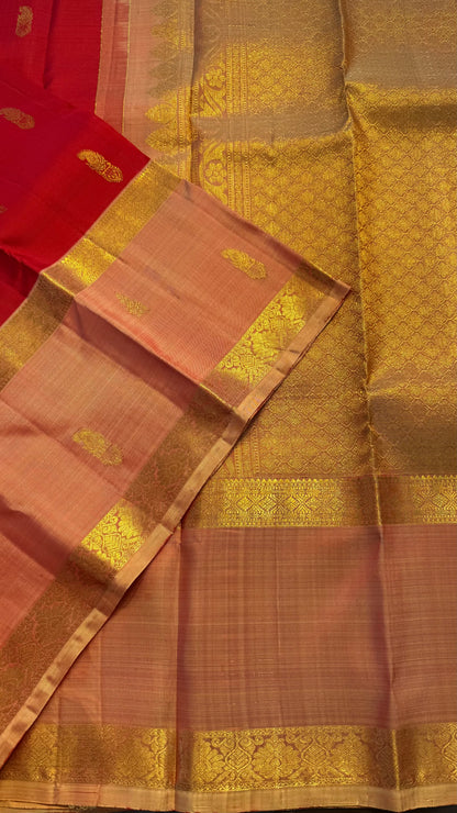 CHILI RED WITH CONTRAST PASTEL CORAL GOLD ZARI HANDLOOM KANCHIPURAM SILK SAREE (KSS417)