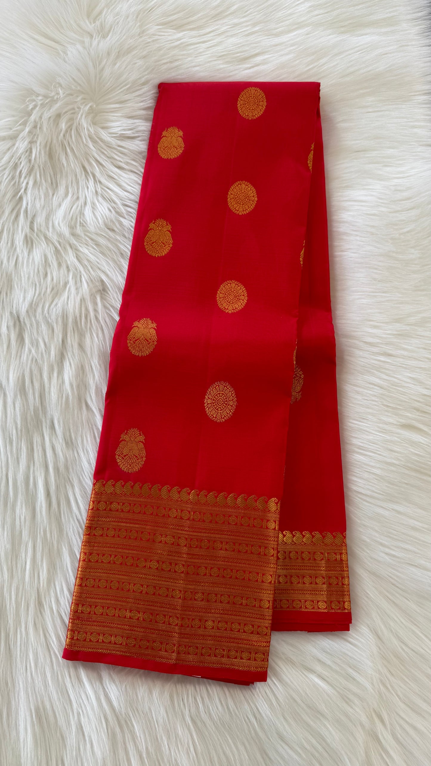 CHILI RED GOLD ZARI HANDLOOM KANICHIPURAM SILK SAREE (KSS173)